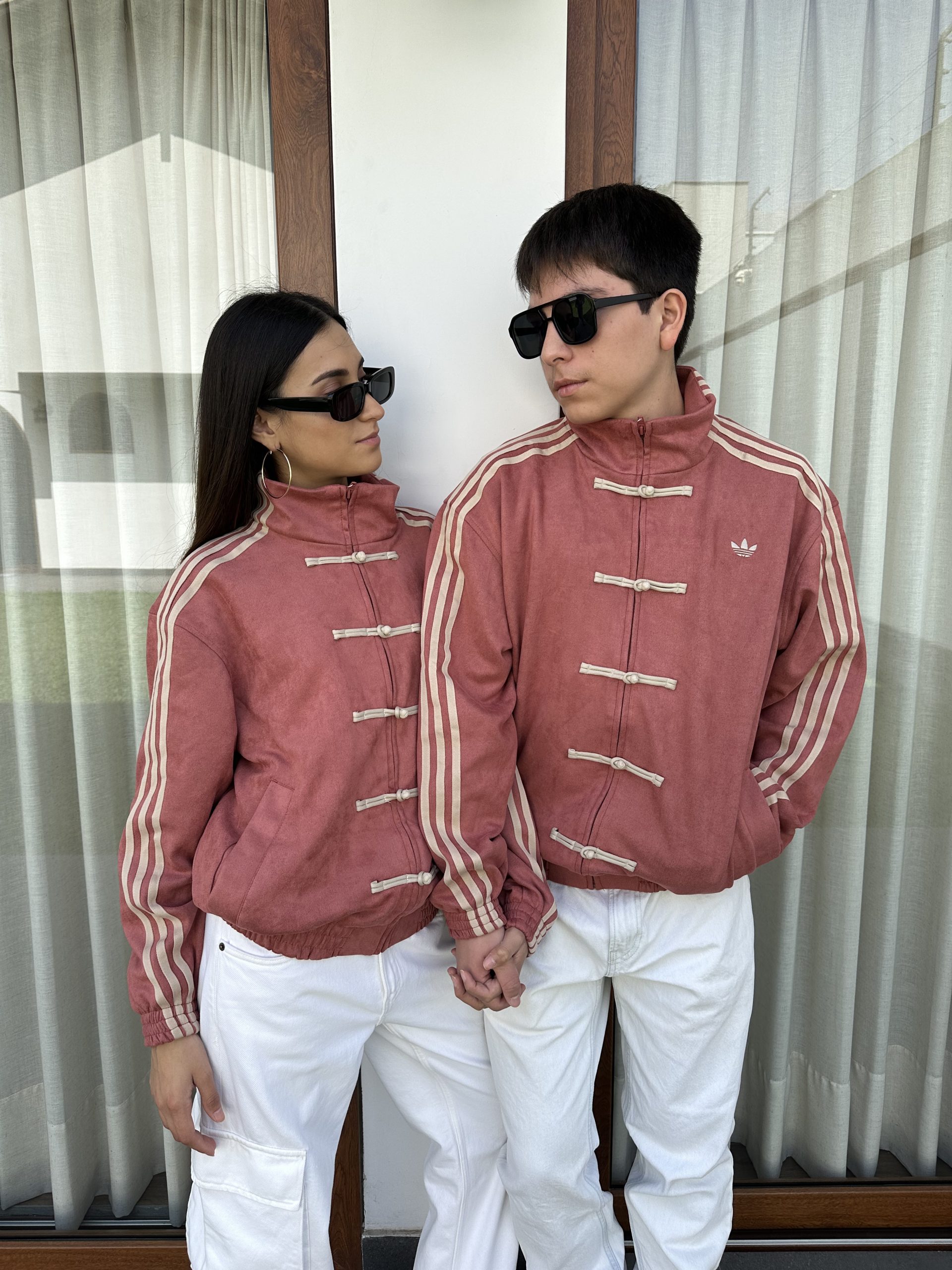 Casaca Adidas Unisex Rosada Año Nuevo Chino Casaca Adidas unisex rosada Año Nuevo Chino