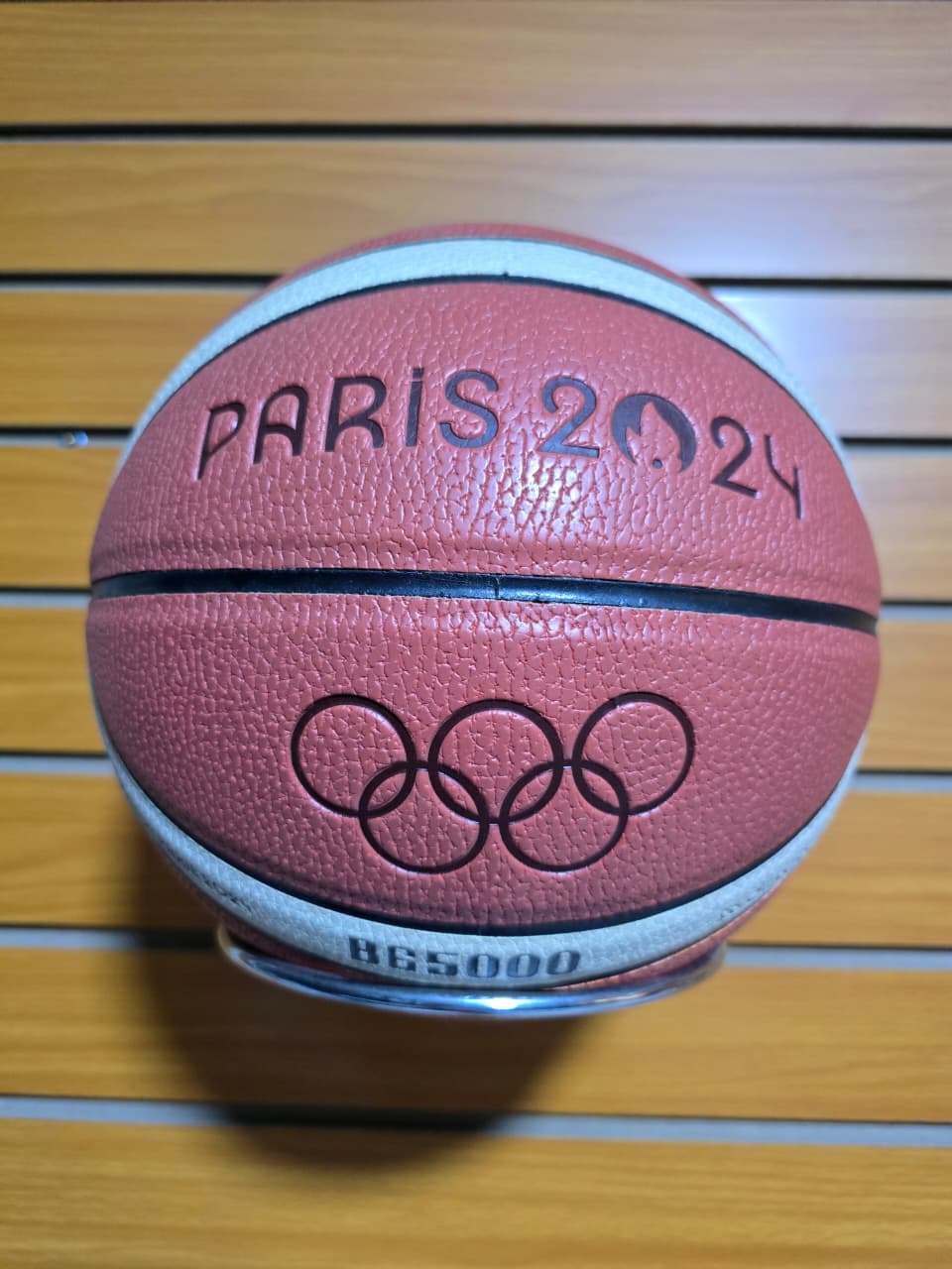 balon-molten-bg5000-paris-2024-b7g5000-nbabal0014-front-2